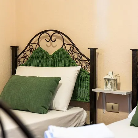 Holiday home Giardino Del Melograno *